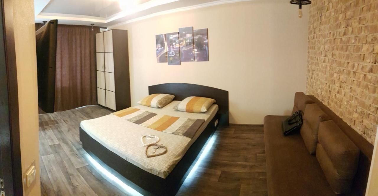 Апартаменты Apartment new 95 Kvartal Кривой Рог-11